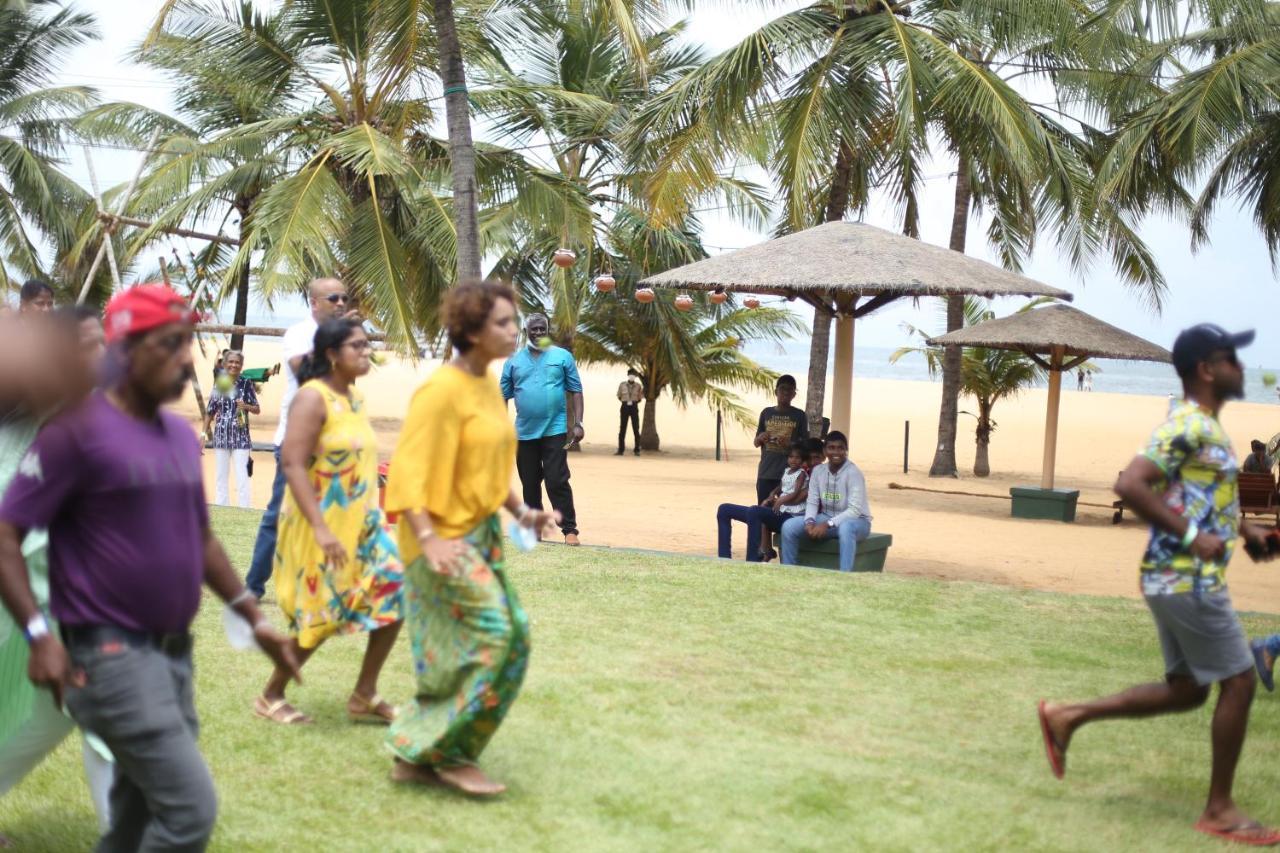 Goldi Sands Hotel Negombo Exterior photo