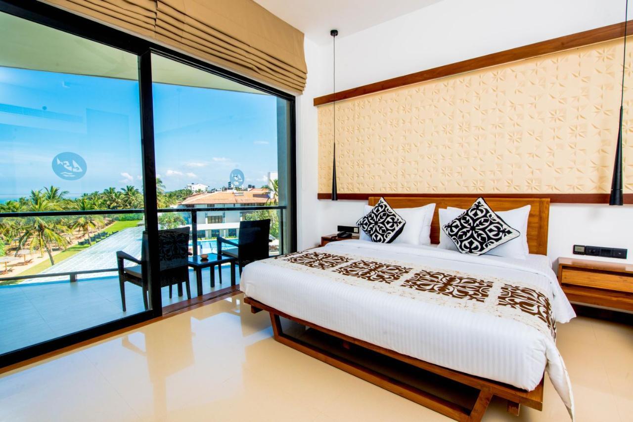 Goldi Sands Hotel Negombo Exterior photo